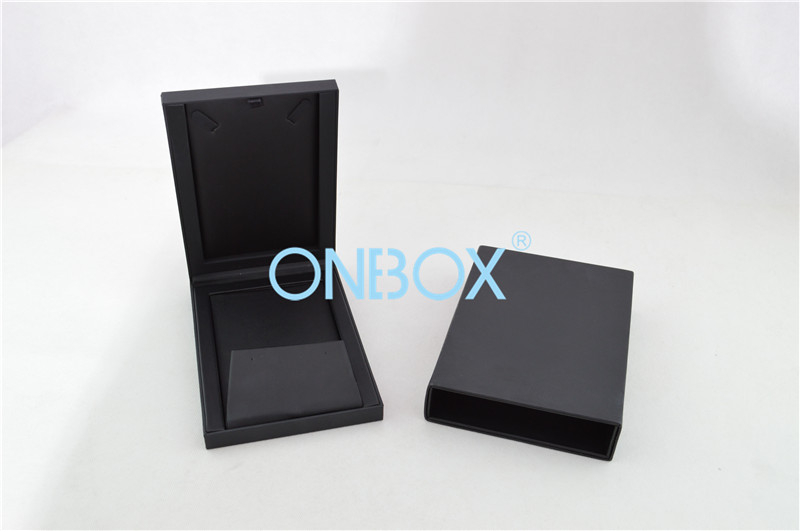 High End Gift Cardboard Jewelry Boxes Double Insert Pads For Necklace