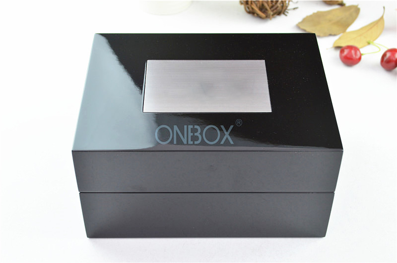 Black Painting Wooden Boxes For Men And CEO / Louis Vuitton Watch Case