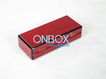 Red Wooden Pen Custom Packaging Boxes Clear Wood Grain Veneer