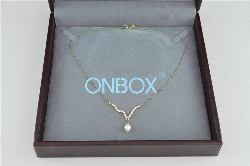 Personalized Luxury Leather Jewelry Boxes Ladies' Long Necklace Window Display Box